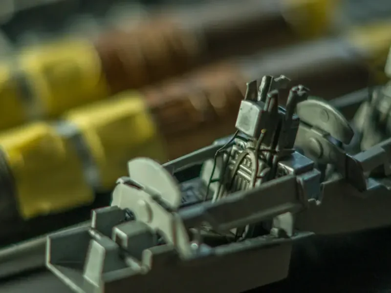 Blow Molding vs Injection Molding