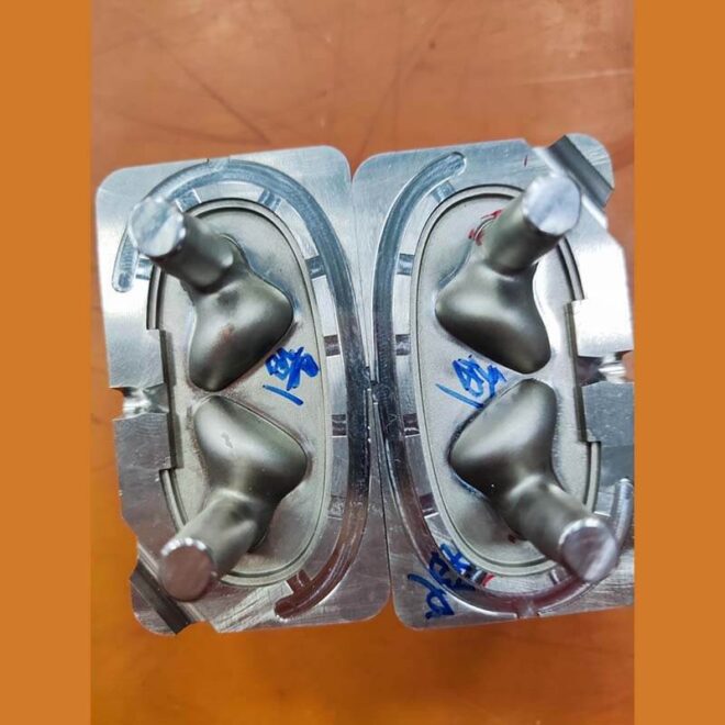 Plastic Case Molds For Bluetooth Headset Case - Image 2